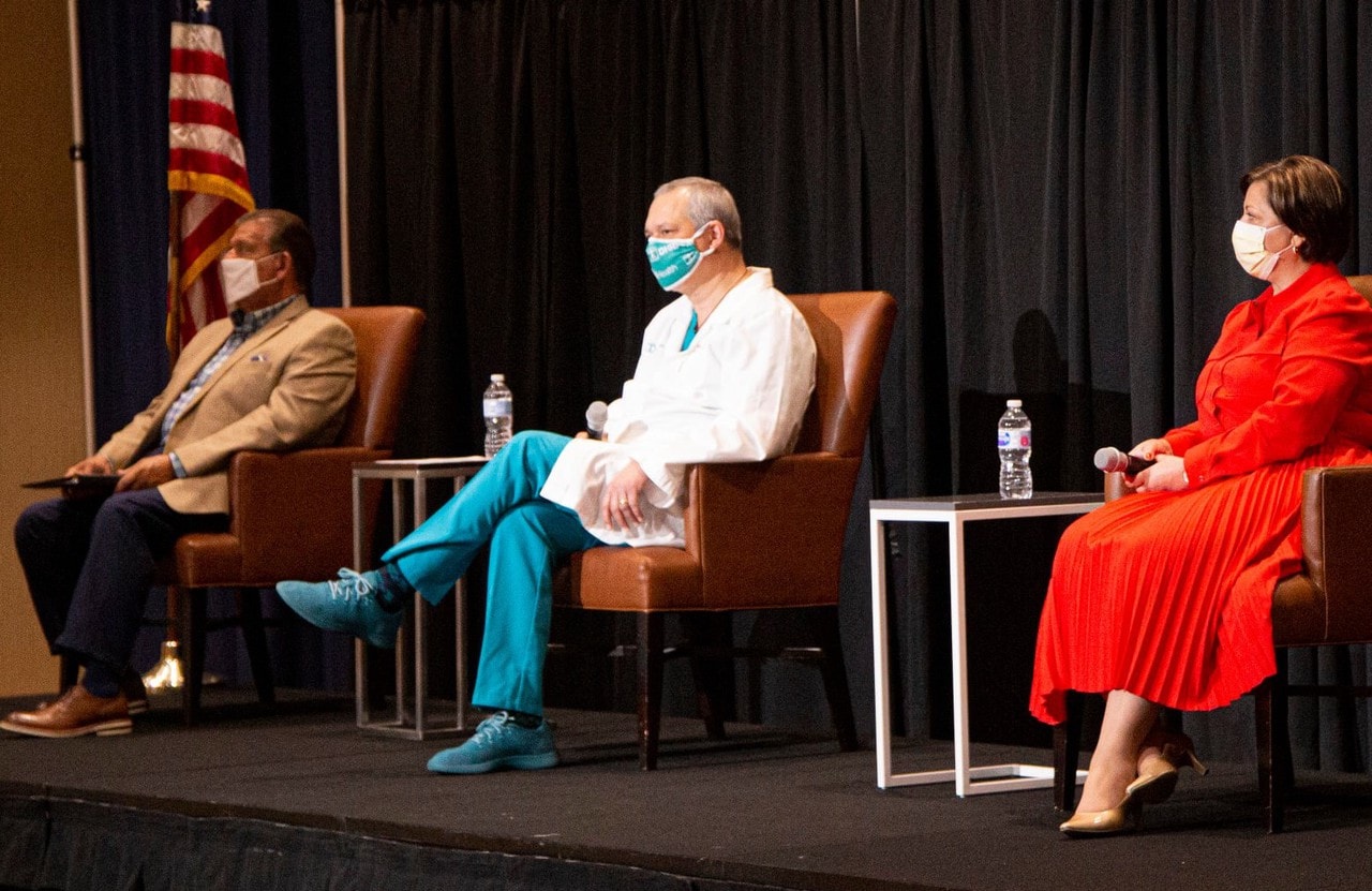 Sen. Hinojosa, Gov. Abbott, and other Texas leaders will continue helping protect Valley medical professionals, first responders, and fellow South Texans during COVID-19 emergency