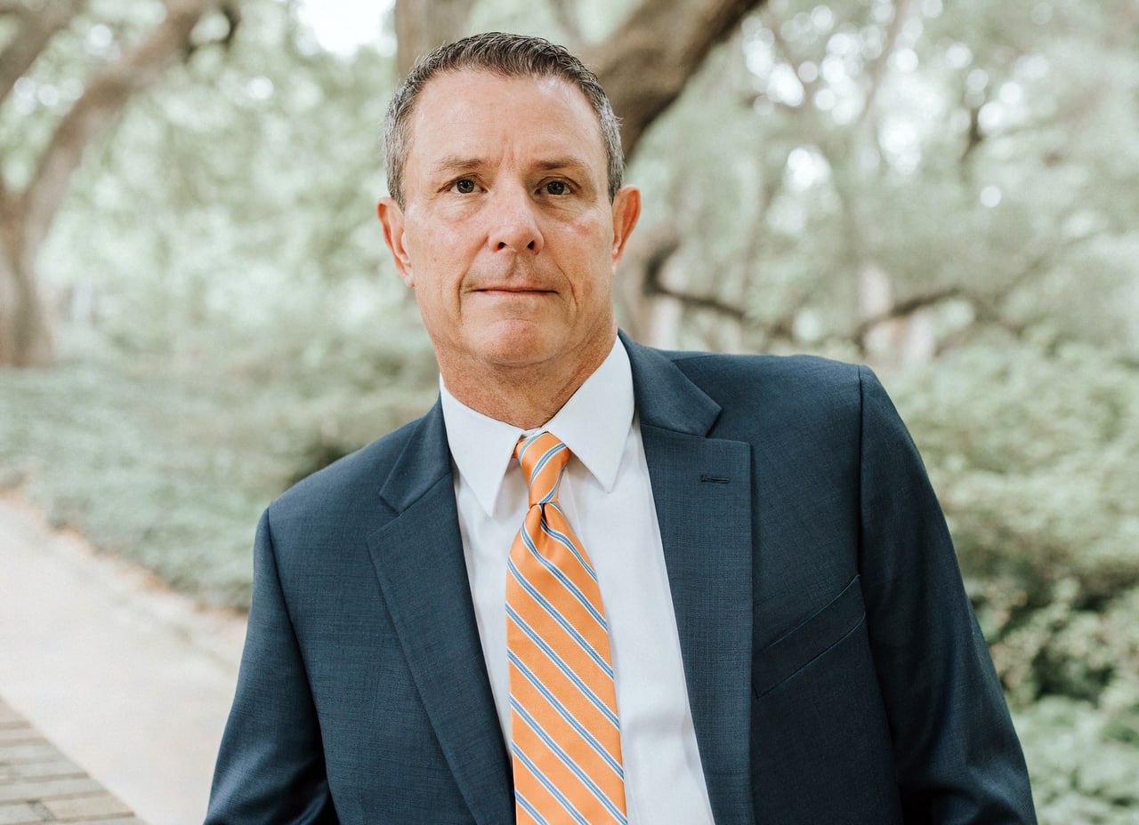 Searchable Articles - Titans of the Texas Legislature Trained 9-1-1 dispatchers would be able to help a bystander who has a cell phone or landline to provide CPR until paramedics arrive, as a result of House Bill 786 jointly authored by Rep. Canales